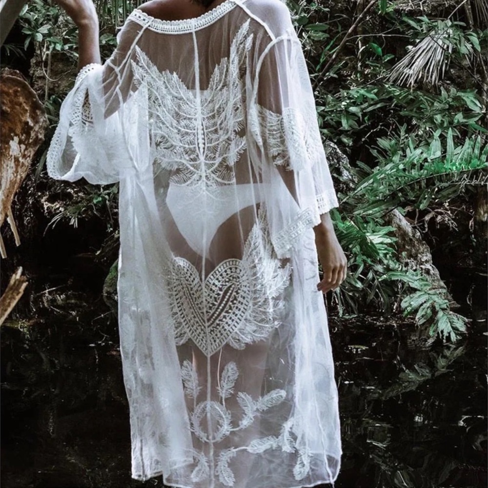 Angel Feather Wings Bohemian Kimono
Coverup Duster
$75 $75
Size: Various